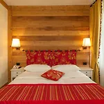 Lo Scoiattolo Hotel 4*