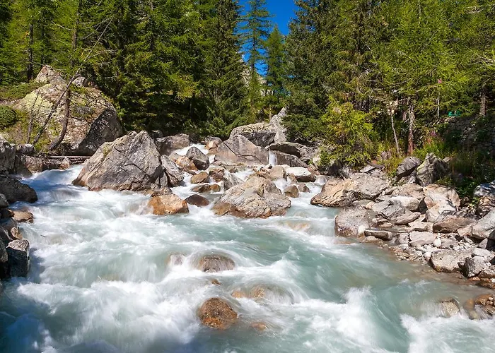 Lo Scoiattolo Szálloda 4*