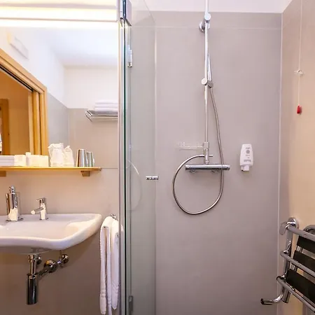 Hotel Lo Scoiattolo Courmayeur