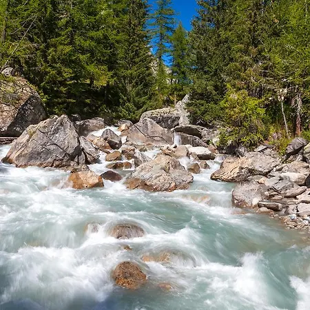 Lo Scoiattolo Hotell 4*