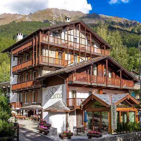 Lo Scoiattolo Hotell 4*