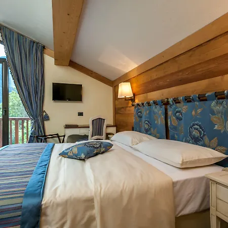 Hotel Lo Scoiattolo Courmayeur
