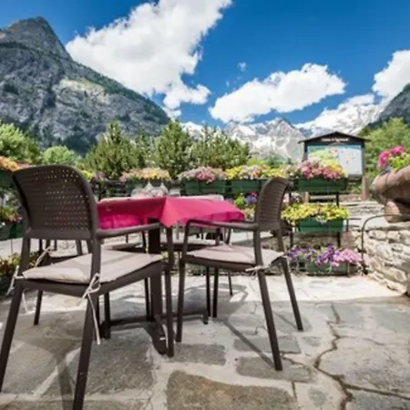 Lo Scoiattolo Hotell