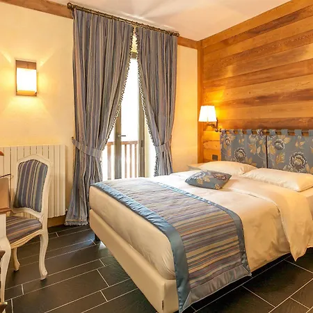 Szálloda Lo Scoiattolo Courmayeur