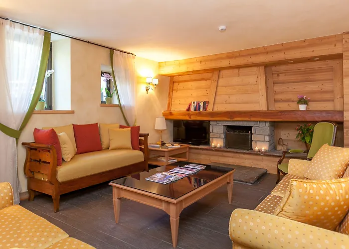 Lo Scoiattolo 库马约尔