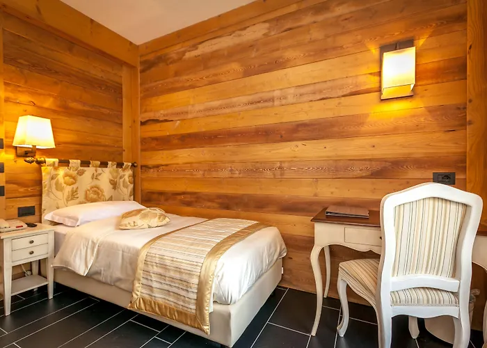 Lo Scoiattolo Hotel 4*