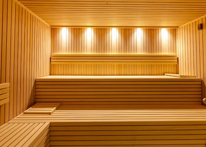 Hotel Lo Scoiattolo 4*