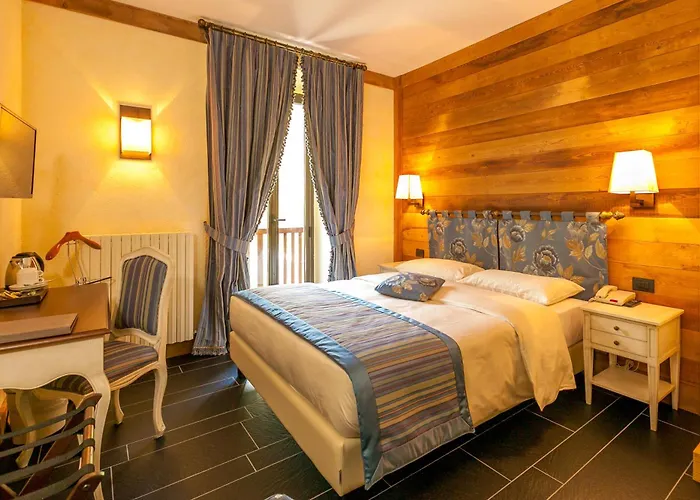 Hotel Lo Scoiattolo Courmayeur